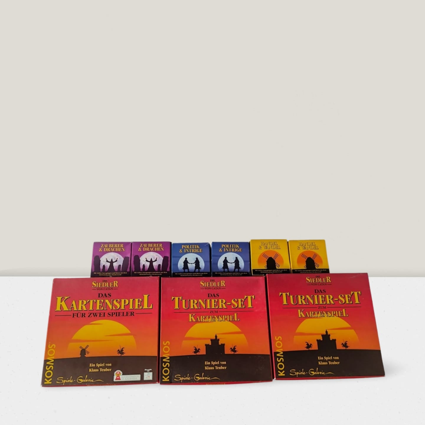 Siedler von Catan Kartenspiel Sammlung mit Turnier Sets und sechs Erweiterungen