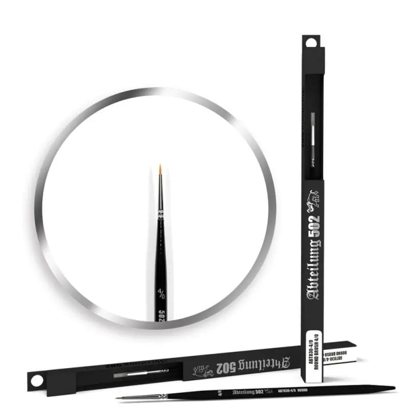 Abteilung 502 Round Brush 4/0 von AK Interactive mit synthetischen Borsten für präzise Detailarbeiten an Miniaturen und Modellen