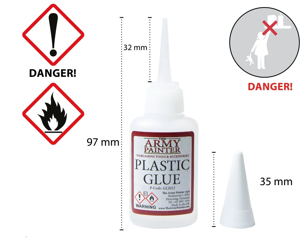 Plastikkleber von The Army Painter mit feiner Dosierspitze mit Sicherheitshinweis